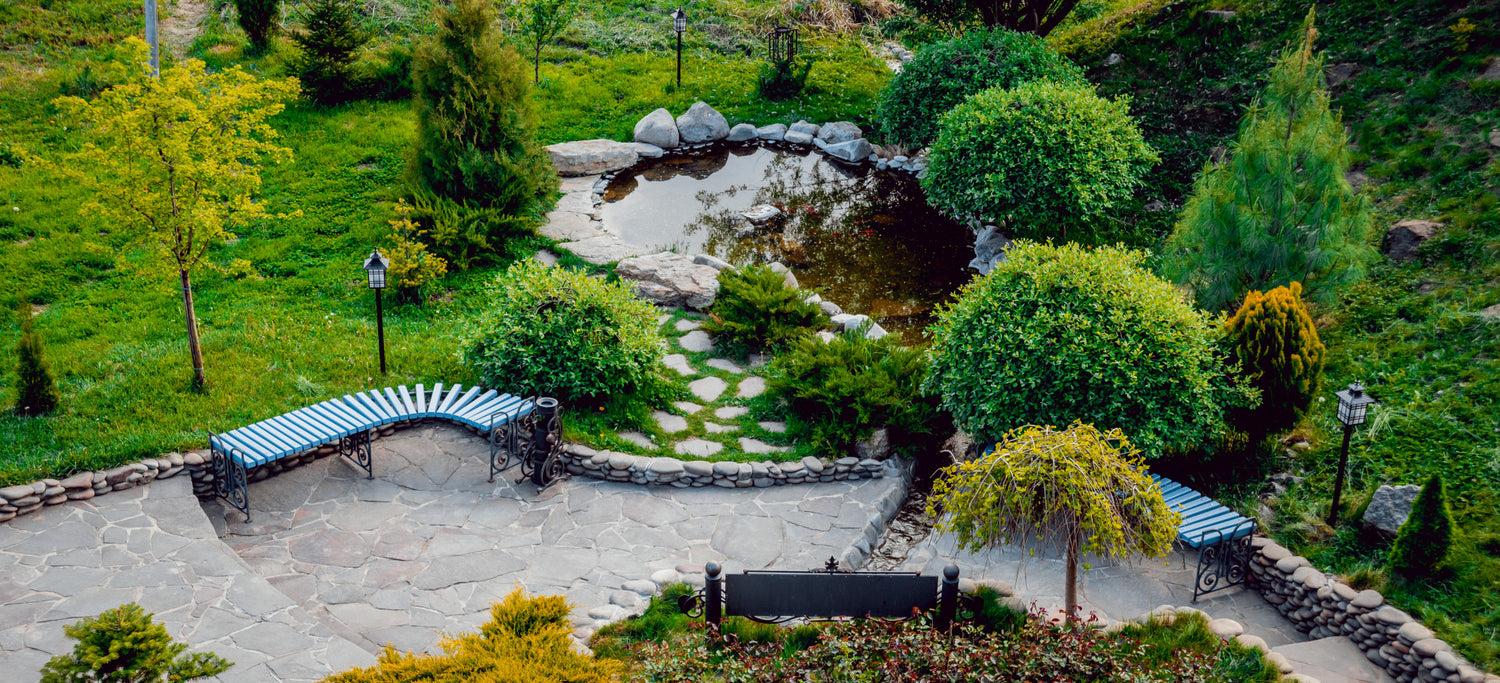 Kostka granitowa brukowa - stylowy chodnik w Twoim ogrodzie