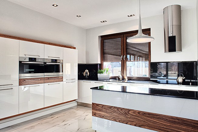 aga_zacha_mw_featured