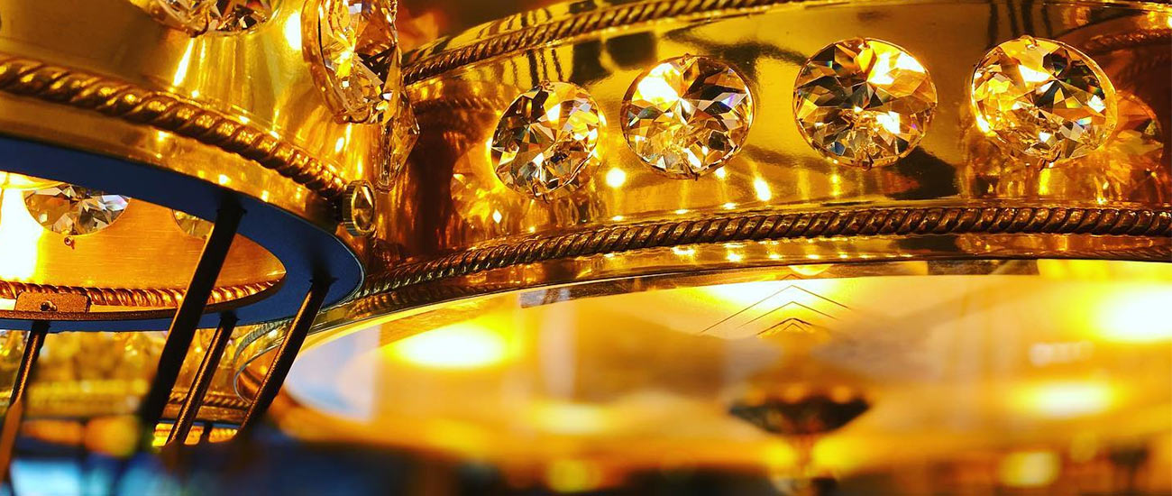Ekskluzywne lampy sufitowe - światło luksusu w Twoim domu.