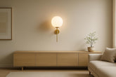 Lampa ścienna kula: elegancja i funkcjonalność w twoim wnętrzu