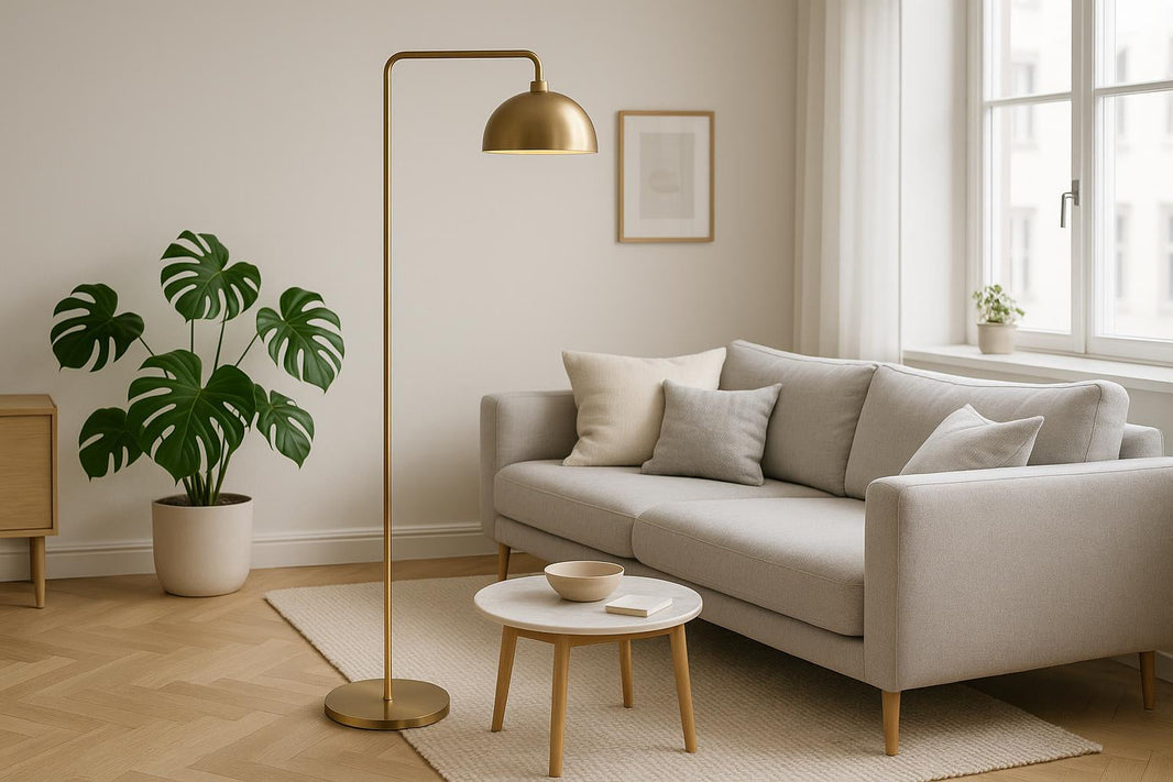 Lampa stojąca do salonu: klucz do idealnego oświetlenia