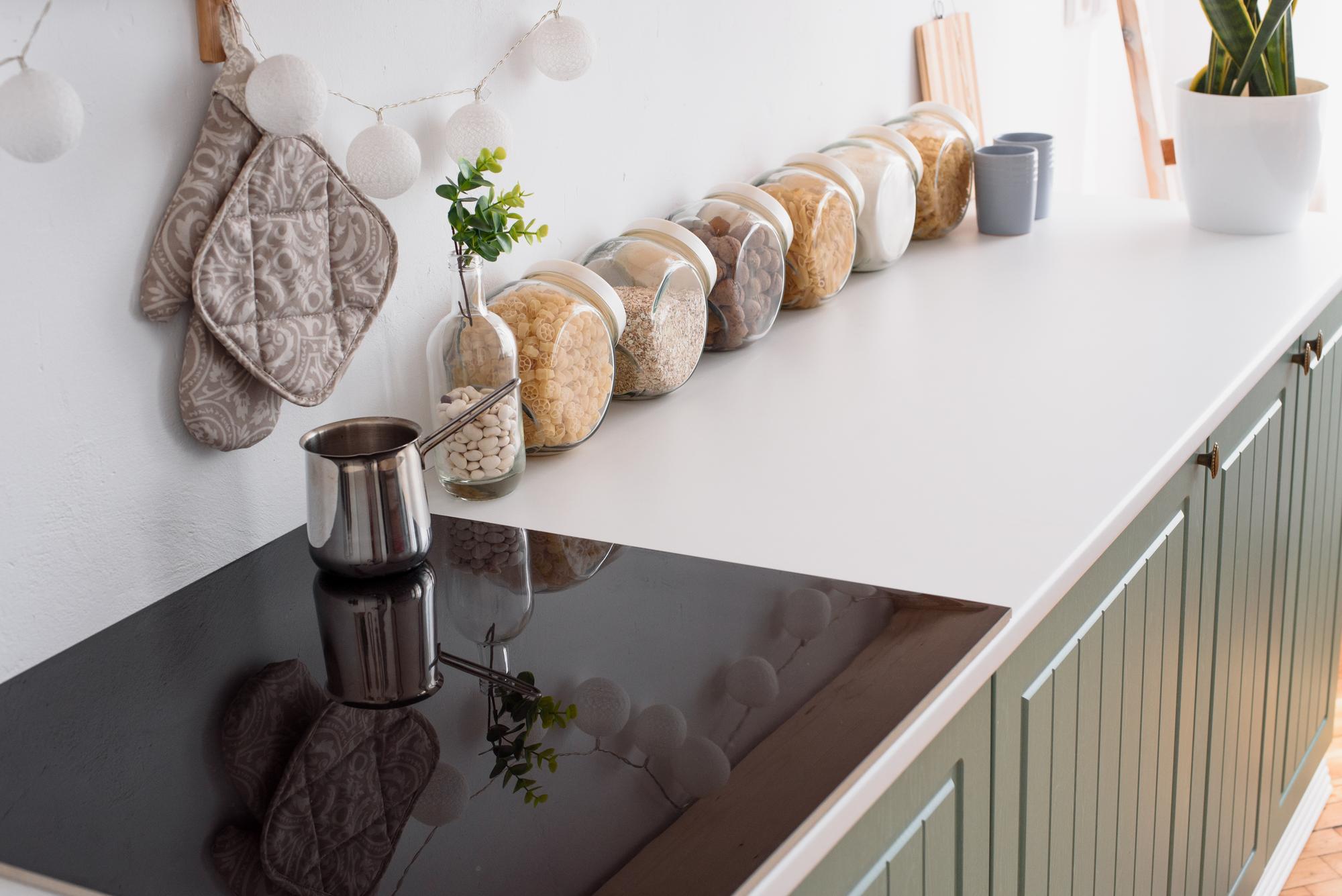 stylowe-listwy-do-blatu-kuchennego-dodaj-charakteru